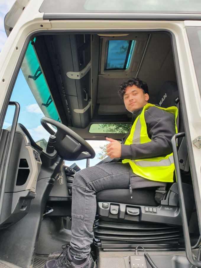 LES METIERS DU TRANSPORT EN ROUTE POUR NOTRE AVENIR MLPE